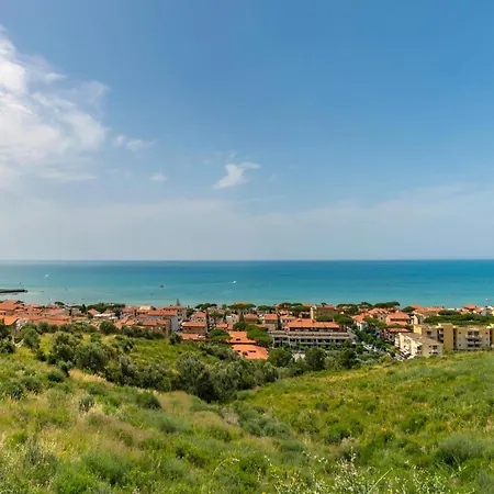 Apartment A21 *